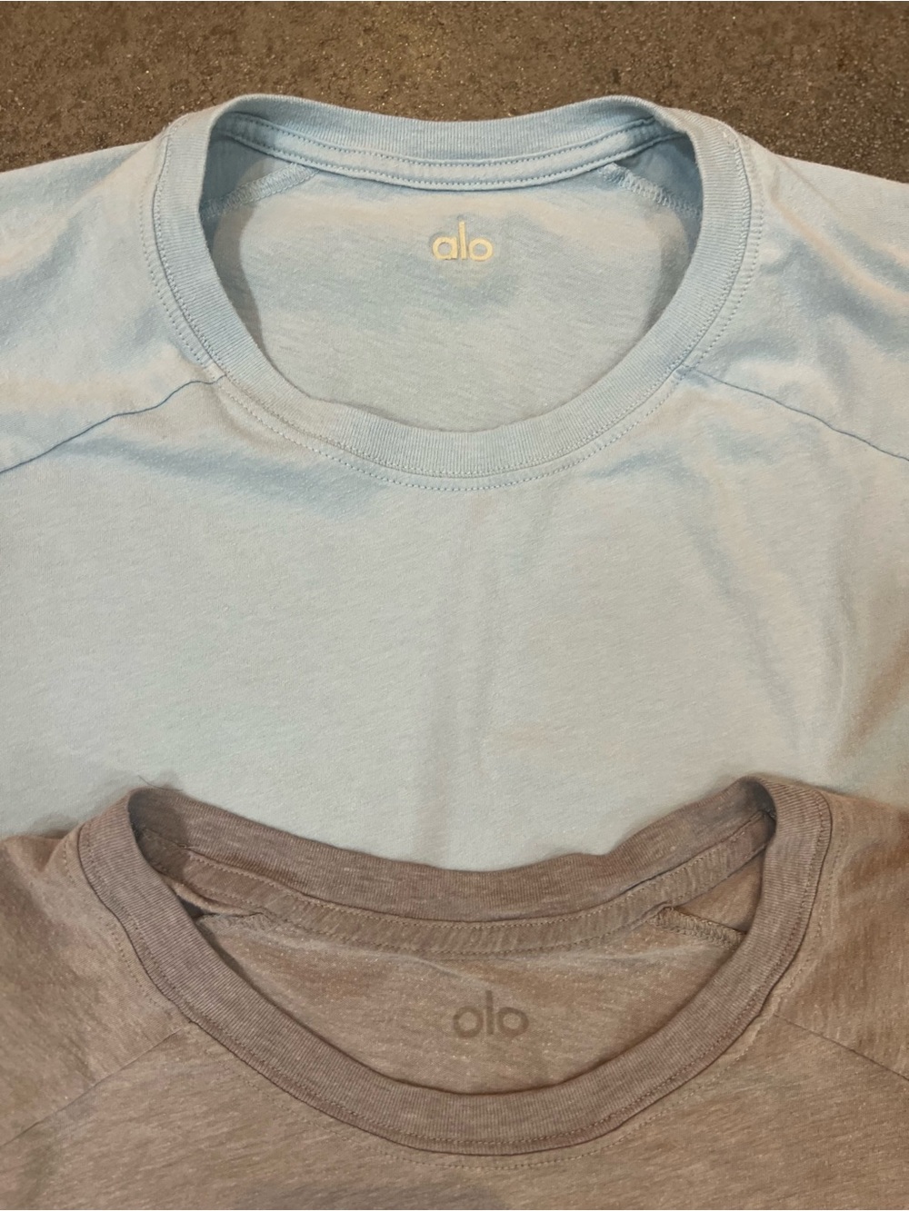 ALO Yoga Men’s Short Sleeve Crewneck Tees - Pale Blue & Light Gray